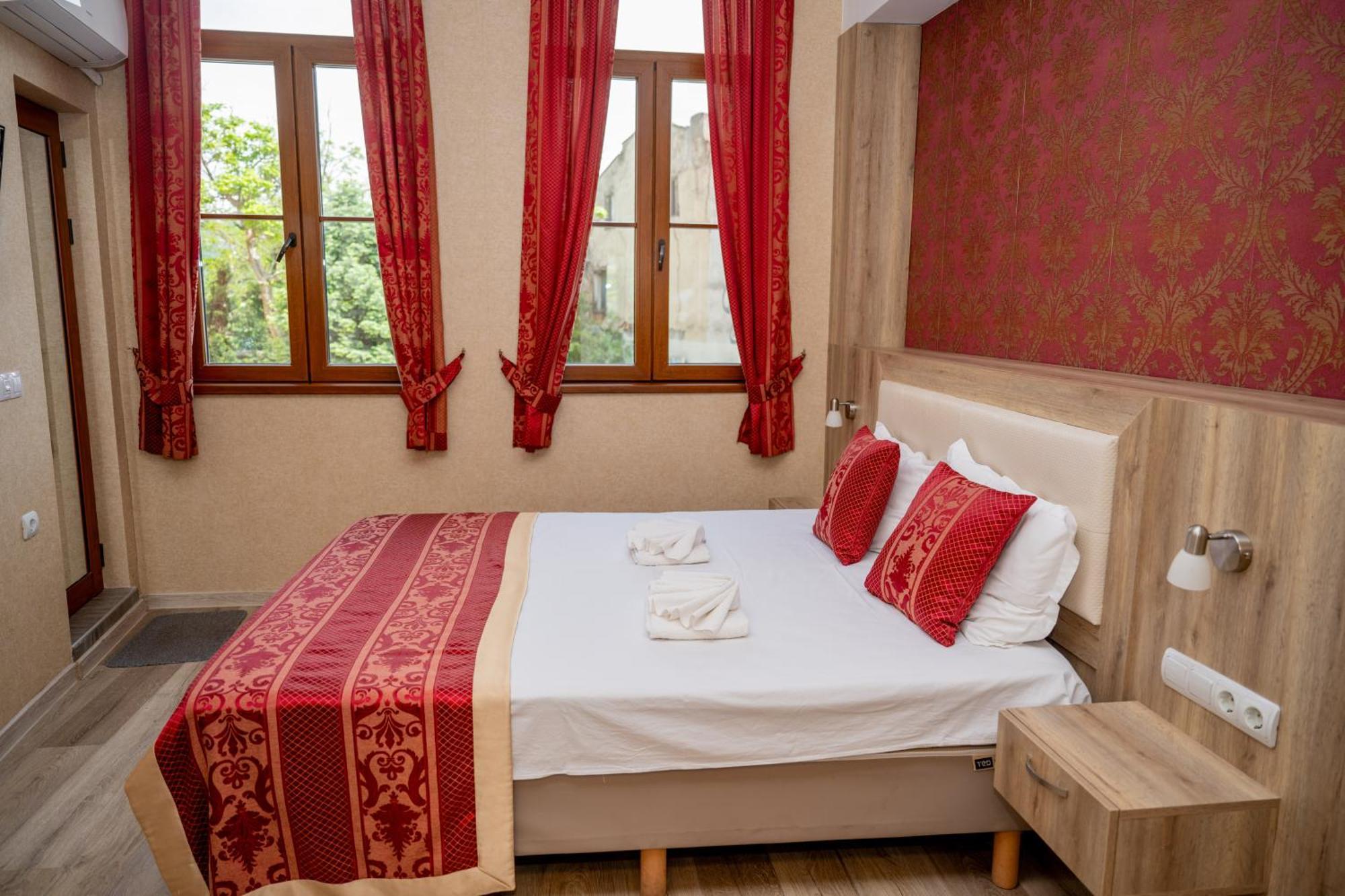 Lucky Hotel Veliko Tărnovo Exterior foto